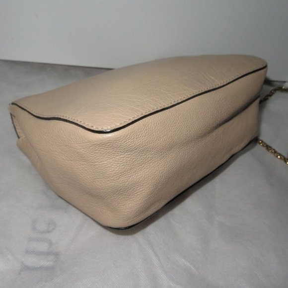 CHLOE Elsie Small Bag in Dove - Picture 12 of 16